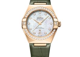 Omega Constellation 131.58.29.20.55.003 (2025) - White dial 29 mm Yellow Gold case