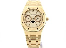 Audemars Piguet Royal Oak Day-Date 25594BA.OO.0477BA.01 (Unknown (random serial)) - Yellow dial 36 mm Yellow Gold case