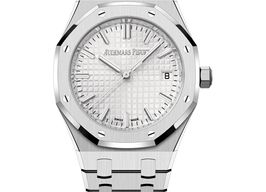 Audemars Piguet Royal Oak Selfwinding 77450ST.OO.1361ST.01 (2025) - Zilver wijzerplaat 34mm Staal