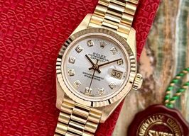 Rolex Lady-Datejust 69178G (1993) - Silver dial 26 mm Yellow Gold case