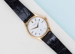 Patek Philippe Calatrava 3923J (1993) - Silver dial 33 mm Yellow Gold case