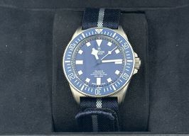 Tudor Pelagos 25707B/24 (2024) - Blauw wijzerplaat 42mm Titanium
