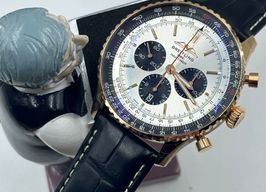 Breitling Navitimer 01 (46 MM) RB0137241G1P1 (2024) - Zilver wijzerplaat 46mm Roodgoud