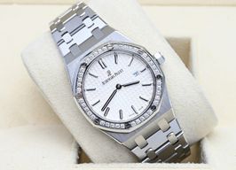 Audemars Piguet Royal Oak Lady 67651ST (2014) - 33 mm Steel case