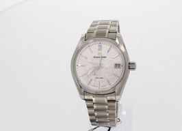 Grand Seiko Heritage Collection SBGA413 (2024) - Roze wijzerplaat 40mm Titanium