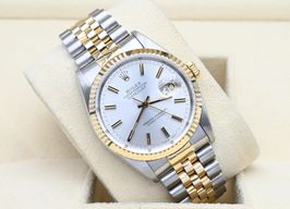Rolex Datejust 36 16233 (1993) - Zilver wijzerplaat 36mm Goud/Staal