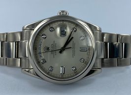 Rolex Day-Date 36 118209 (Unknown (random serial)) - Silver dial 36 mm White Gold case