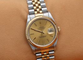 Rolex Datejust 36 16233 (Unknown (random serial)) - Champagne dial 36 mm Gold/Steel case