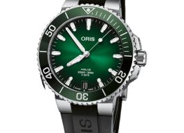 Oris Aquis Date 01 400 7769 4157 07 4 22 74FC (2026) - Green dial 42 mm Steel case