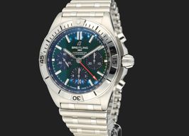 Breitling Chronomat 42 AB0134101L1A1 (2021) - Groen wijzerplaat 42mm Staal