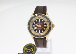 Breitling Superocean 44 N17376201Q1S1 (2025) - Brown dial 44 mm Carbon case