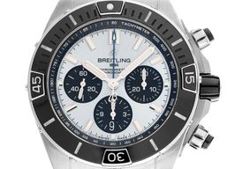 Breitling Chronomat PB0136 -