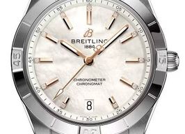 Breitling Chronomat 36 A10380101A4A1 (2025) - Wit wijzerplaat 36mm Staal
