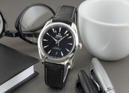 Omega Seamaster Aqua Terra 220.13.38.20.01.001 (Unknown (random serial)) - Black dial 38 mm Steel case