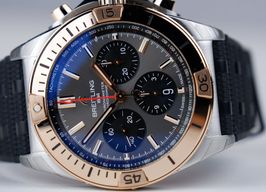 Breitling Chronomat 42 UB0134101B1S1 (2026) - Groen wijzerplaat 43mm Goud/Staal