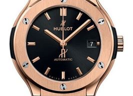 Hublot Classic Fusion 565.OX.1480.RX (2025) - Black dial 38 mm Rose Gold case