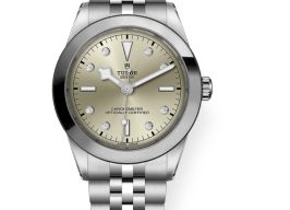 Tudor Black Bay 79660 (2025) - Black dial 39 mm Steel case