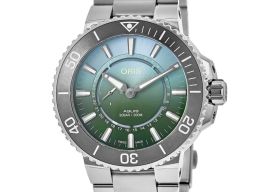 Oris Aquis 01 743 7734 4197-Set (2023) - Green dial 44 mm Steel case