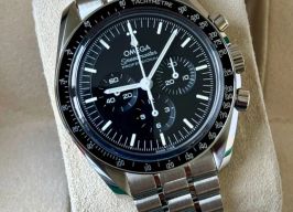 Omega Speedmaster Professional Moonwatch 310.30.42.50.01.002 (2025) - Black dial 42 mm Steel case