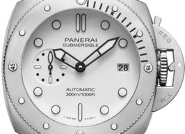 Panerai Submersible PAM01590 -