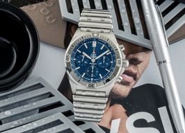 Breitling Chronomat 42 AB01344A1C1A1 (2020) - Blauw wijzerplaat 42mm Staal