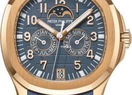 Patek Philippe Aquanaut 5261R-001 (2024) - Blue dial 39 mm Rose Gold case