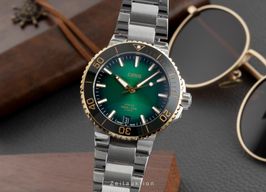 Oris Aquis Date 01 400 7769 6357-07 8 22 09PEB -