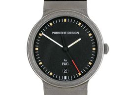 IWC Porsche Design 3336-001 (1997) - Black dial 32 mm Titanium case