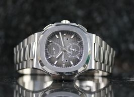 Patek Philippe Nautilus 5990 (2018) - Black dial 41 mm Steel case