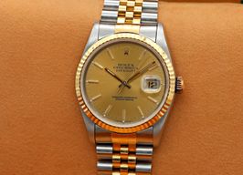 Rolex Datejust 36 16233 (Unknown (random serial)) - Champagne dial 36 mm Gold/Steel case