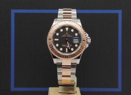 Rolex Yacht-Master 40 126621 (2022) - Zwart wijzerplaat 40mm Goud/Staal
