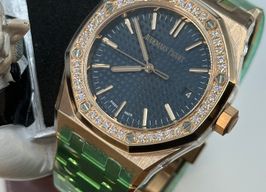 Audemars Piguet Royal Oak Selfwinding 15551OR.ZZ.1356OR.05 (2023) - Blue dial 37 mm Rose Gold case