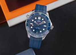 Omega Seamaster Diver 300 M 210.32.42.20.03.001 (Unknown (random serial)) - Blue dial 42 mm Steel case