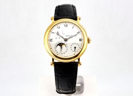 Patek Philippe Calatrava 5054J (Unknown (random serial)) - Silver dial 36 mm Yellow Gold case