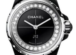 Chanel J12 H5235 -
