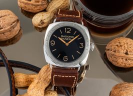 Panerai Special Editions PAM00685 (Onbekend (willekeurig serienummer)) - Zwart wijzerplaat 47mm Staal