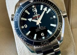 Omega Seamaster Planet Ocean 232.30.42.21.01.001 (2018) - Black dial 42 mm Steel case