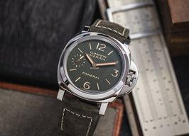 Panerai Luminor Marina 8 Days PAM00911 (2018) - Green dial 44 mm Steel case