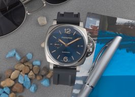 Panerai Luminor Due PAM00927 (Unknown (random serial)) - Blue dial 42 mm Titanium case