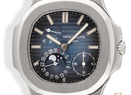 Patek Philippe Nautilus 5712/1A-001 -