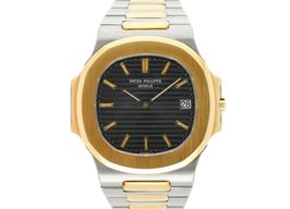 Patek Philippe Nautilus 3700/11 (Onbekend (willekeurig serienummer)) - 42mm Goud/Staal