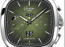 Glashütte Original Seventies Chronograph Panorama Date 1-37-02-09-02-70 (2024) - Groen wijzerplaat 40mm Staal