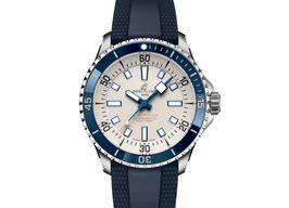 Breitling Superocean 42 A17375E71G1S1 (2024) - Wit wijzerplaat 42mm Staal