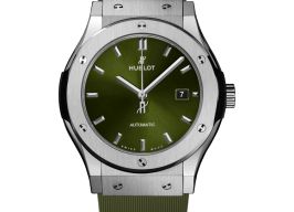 Hublot Classic Fusion 542.NX.8970.RX (2025) - Green dial 42 mm Titanium case