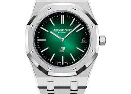 Audemars Piguet Royal Oak Jumbo 16202PT.OO.1240PT.01 (2025) - Green dial 39 mm Platinum case