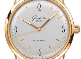 Glashütte Original Sixties 1-39-52-01-01-04 (2026) - Silver dial 39 mm Rose Gold case