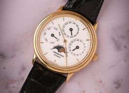 Audemars Piguet Quantieme Perpetual Calendar 25657BA (Onbekend (willekeurig serienummer)) - Wit wijzerplaat 36mm Geelgoud