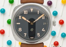 Panerai Radiomir 3 Days 47mm PAM00424 (2012) - Zwart wijzerplaat 47mm Staal