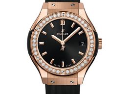 Hublot Classic Fusion Quartz 581.OX.1480.RX.1104 (2026) - Black dial 33 mm Rose Gold case