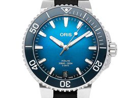 Oris Aquis Date 01 400 7769 4135-07 4 22 74FC (2023) - Blue dial 42 mm Steel case